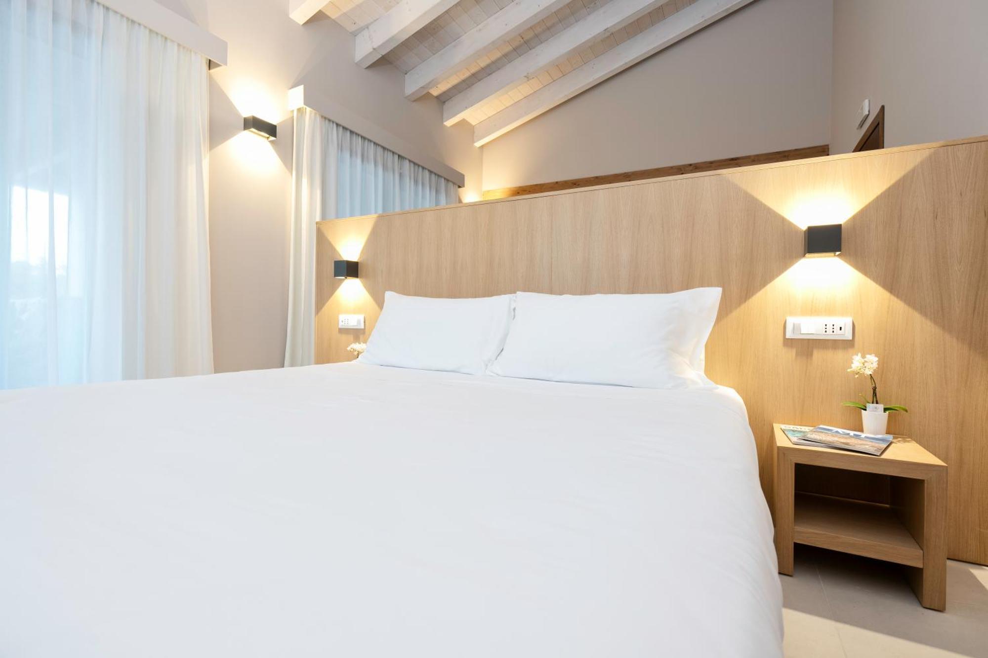 Ros'E Mari Green Home Hotel 오리스타노 외부 사진