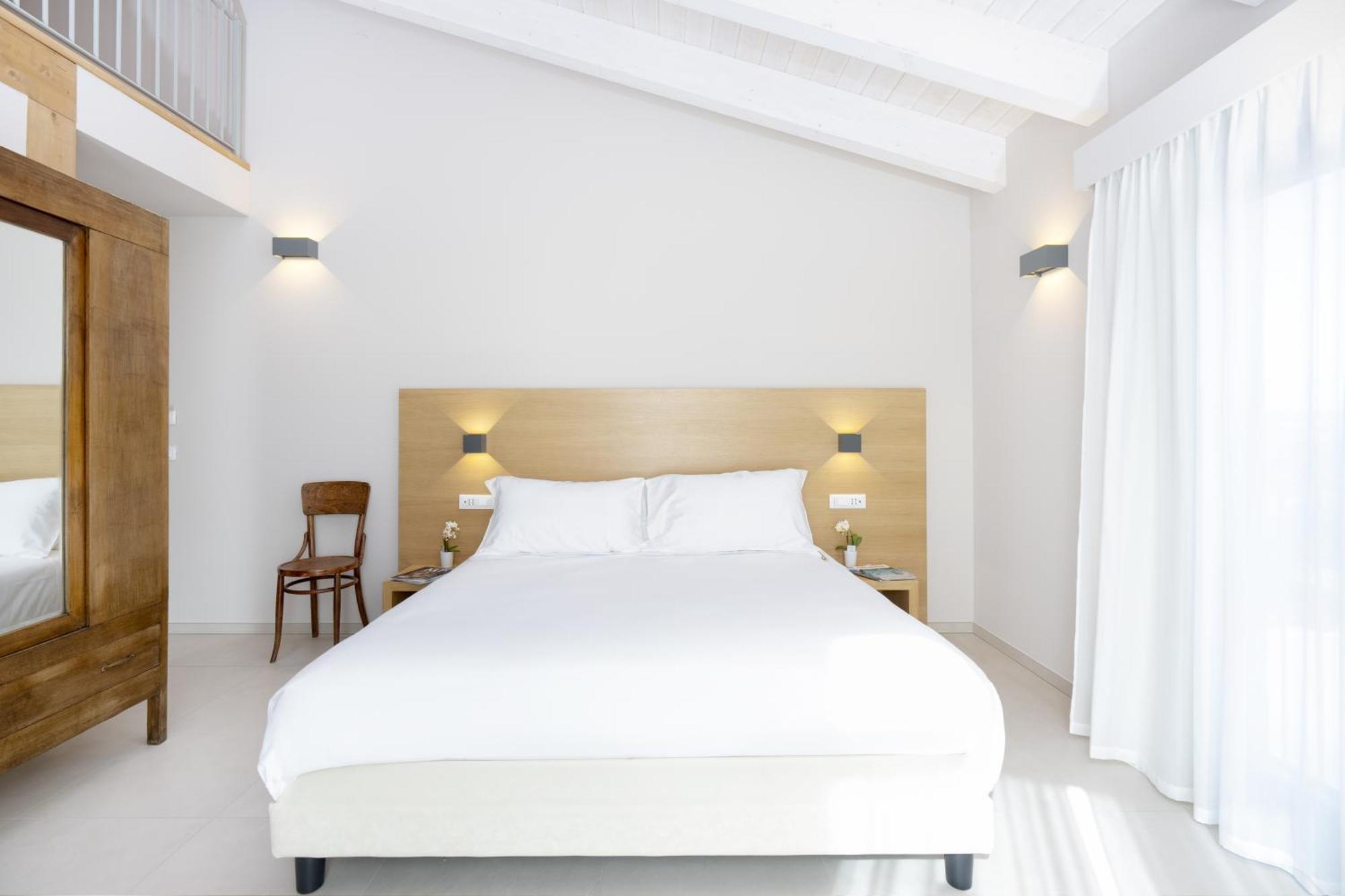 Ros'E Mari Green Home Hotel 오리스타노 외부 사진