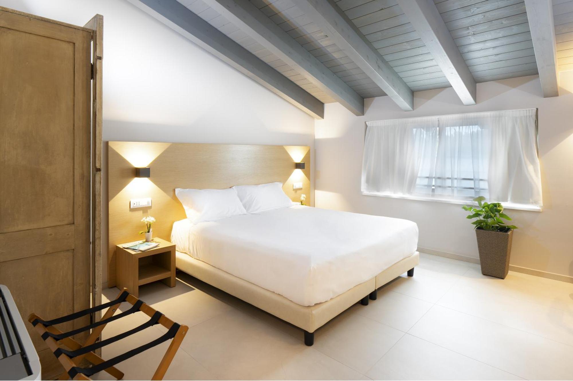 Ros'E Mari Green Home Hotel 오리스타노 외부 사진
